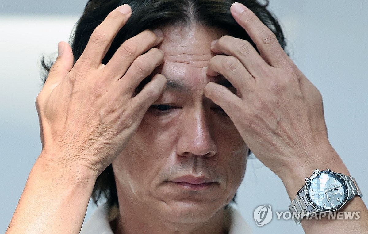 西蒙尼：6月28日，奥莫罗迪翁发信息明确表示他不想留在马竞