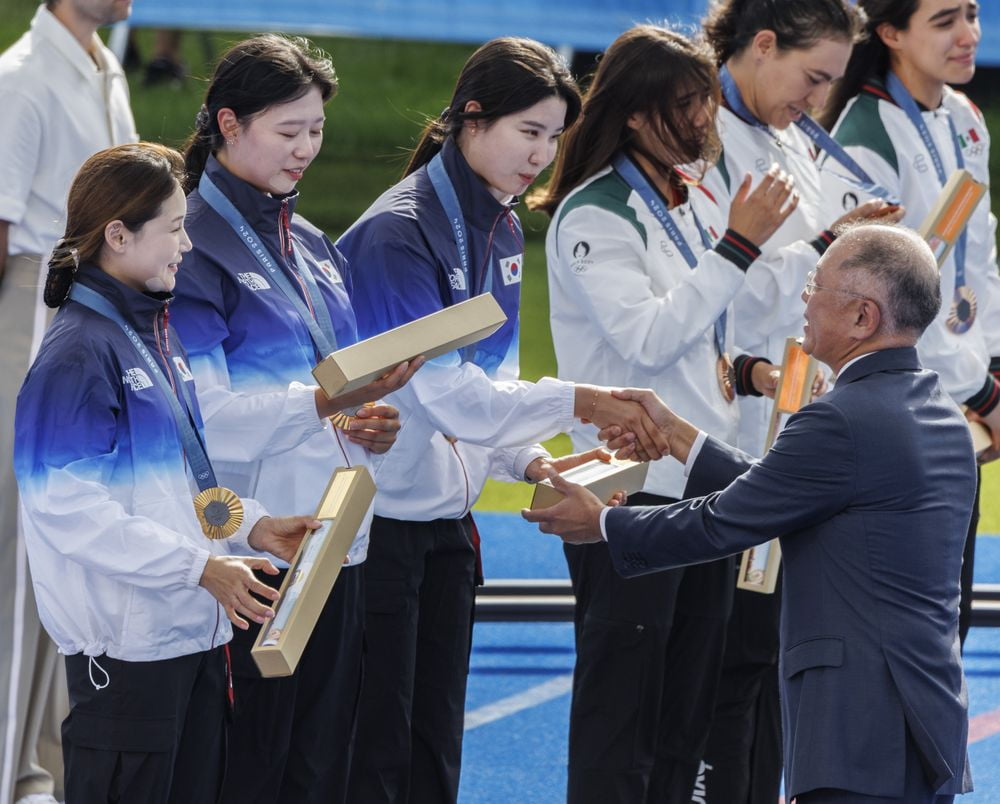 记者：马竞外租中场费尔梅伦出场数达标，将永久转会莱比锡