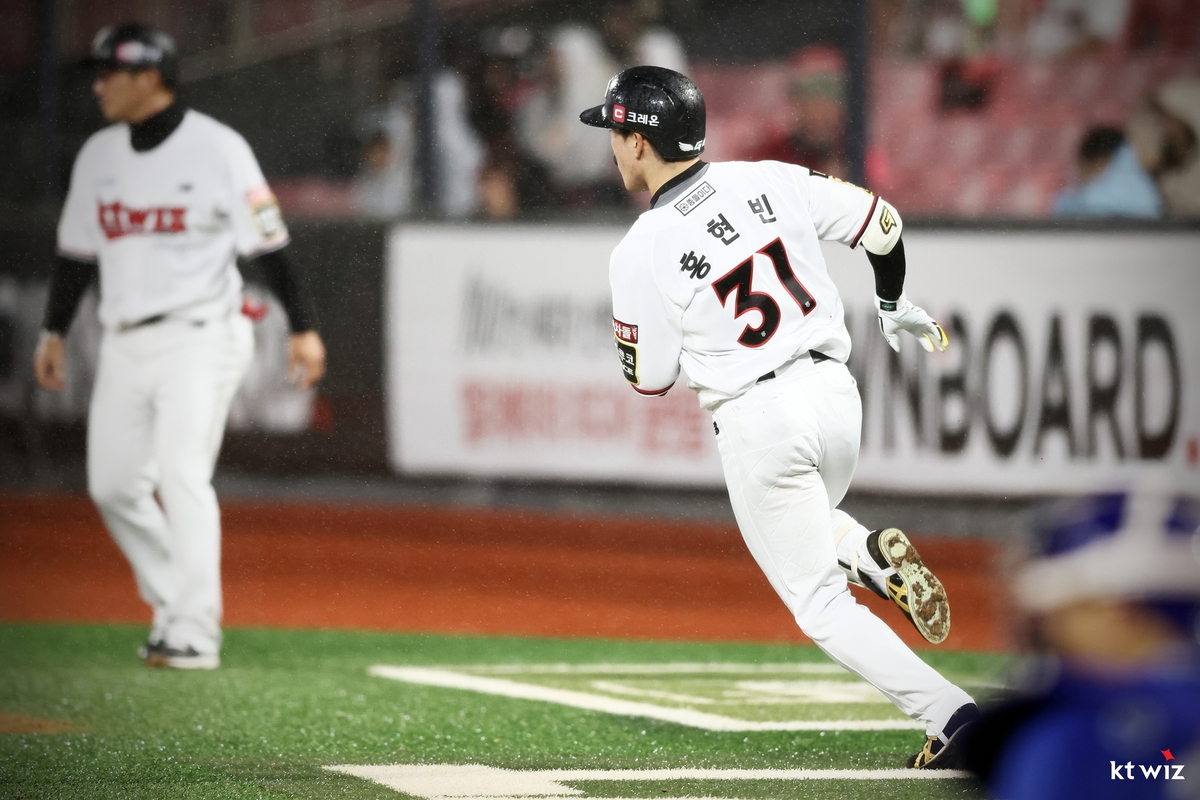 梅头槌破门扳平比分！奥克兰FC暂1-1墨尔本城
