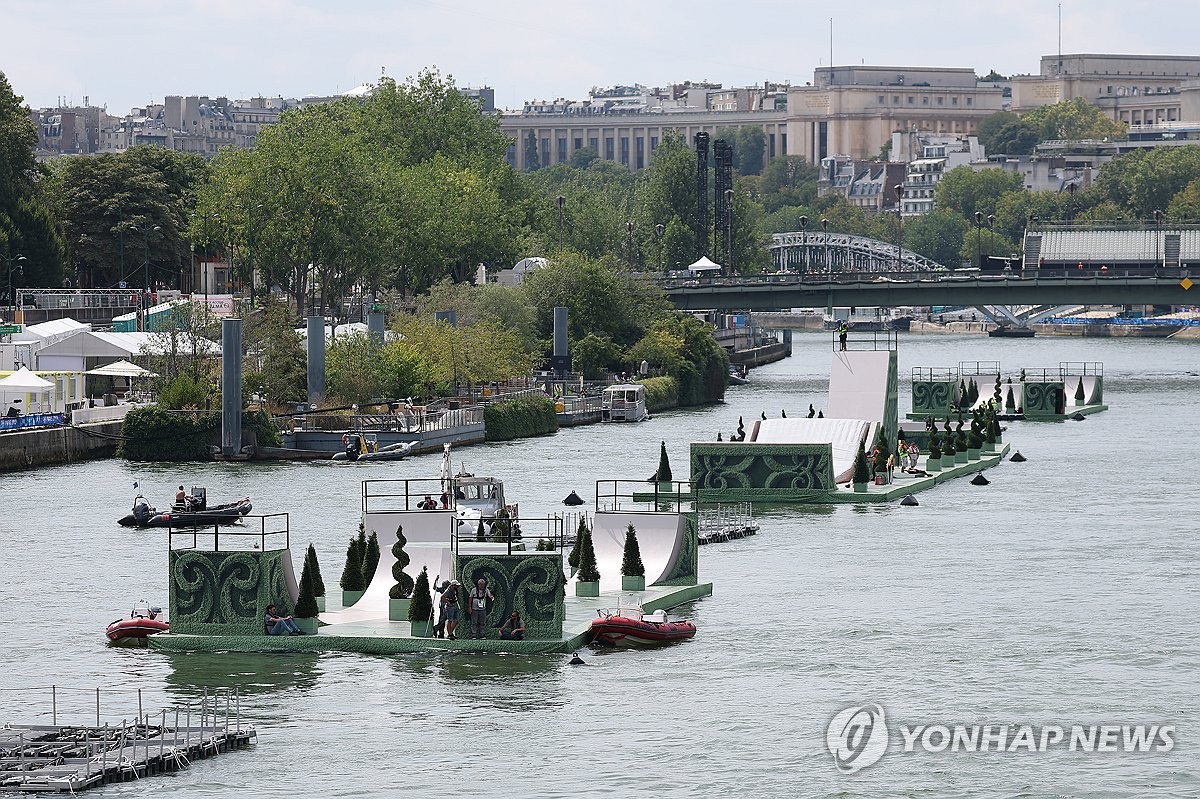 英媒：阿莫林可以全权处理拉什福德事件，俱乐部高层不会干预