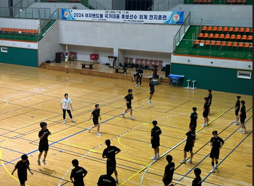 ⚽欧冠战报：莫拉塔破旧主 赖因德斯定胜局 维尼修斯进球难救主 皇马1-3AC米兰